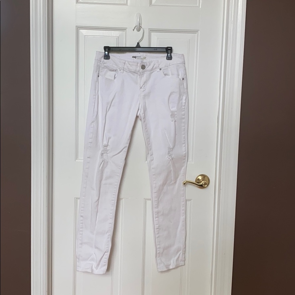 White Ripped Jeans